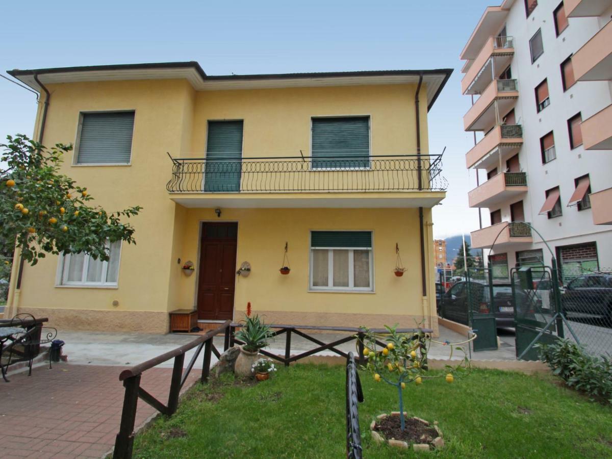 Appartement Locazione Turistica Caboto à Arma di Taggia Extérieur photo